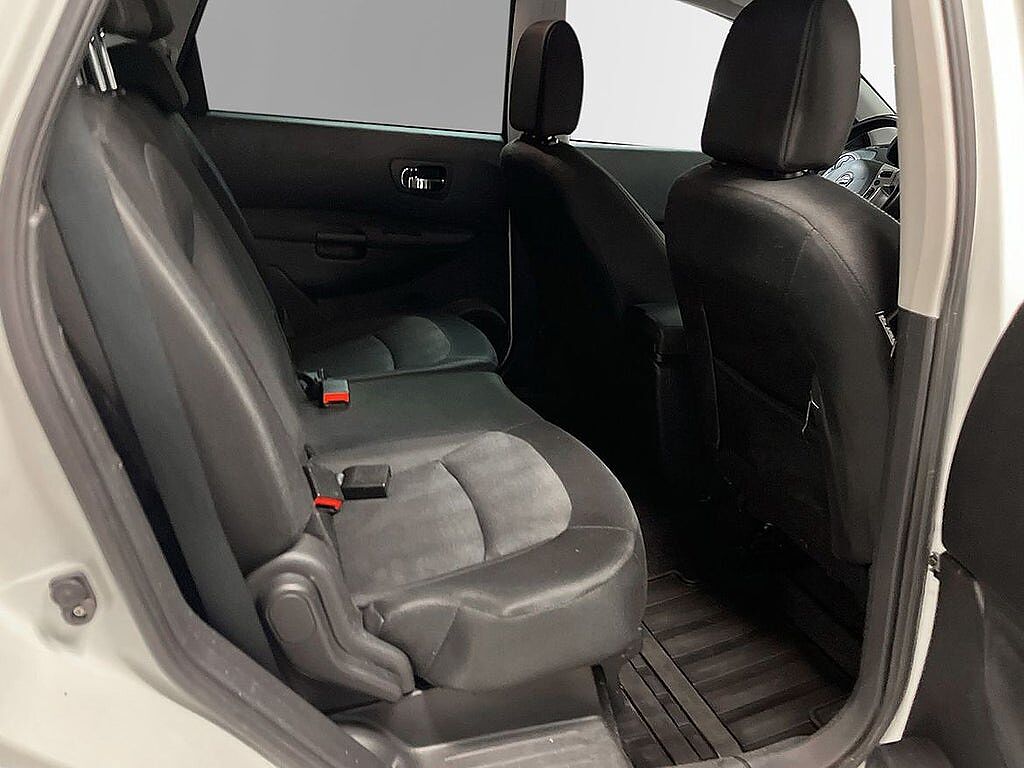 Nissan Qashqai+2