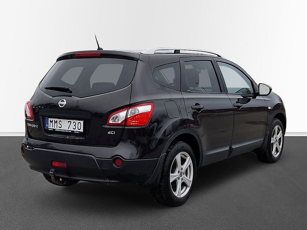 Nissan Qashqai+2