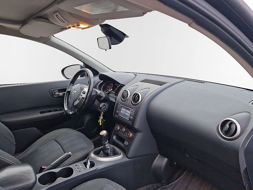 Nissan Qashqai+2