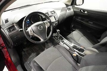 Nissan Pulsar  Mröd