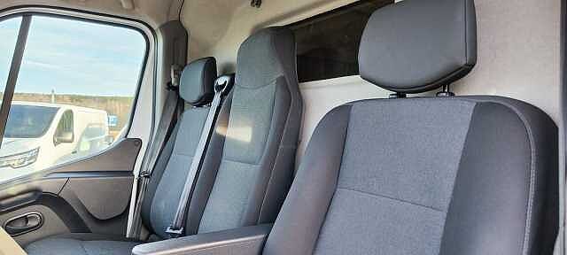 Nissan NV400 219.500:- ex moms