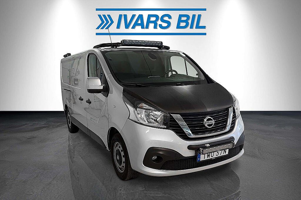 Nissan NV300